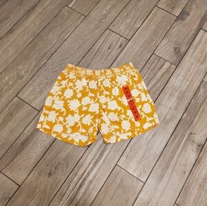 NWOT BRIGGS linen viscose yellow cream floral relaxed fit casual shorts size M